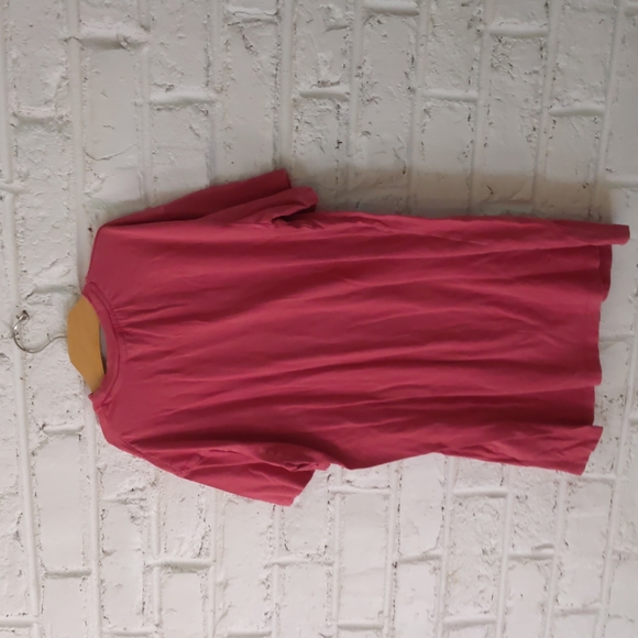 Peanuts Holiday Tshirt Snoop and Woodstock - Picture 7 of 7